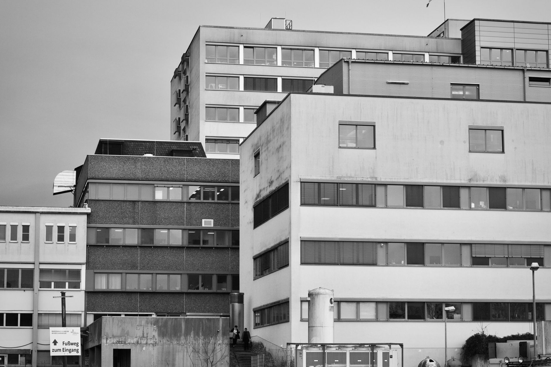 Asbestos Exposure at Bluffton Regional Medical Center — Bluffton, Indiana: What Workers and Tradesmen Need to Know