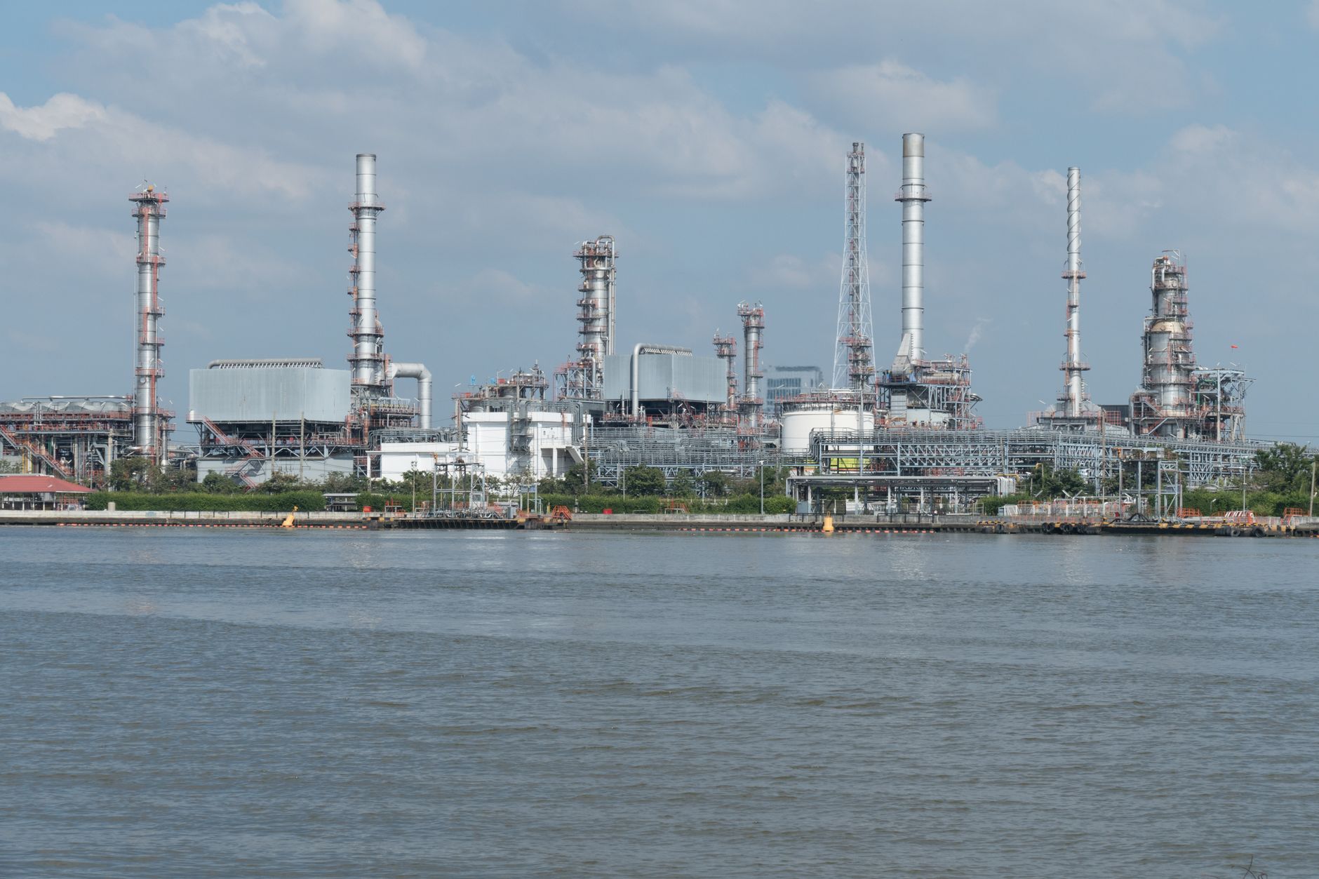 Asbestos Exposure at BP Whiting Refinery — Whiting, Indiana: What Workers and Families Need to Know